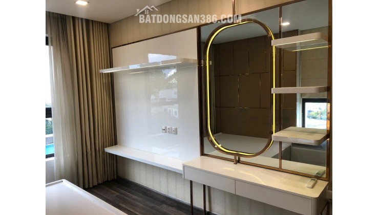 Bán căn góc Hà Đô Centrosa 2 ban công view Quận 1 cực đẹp