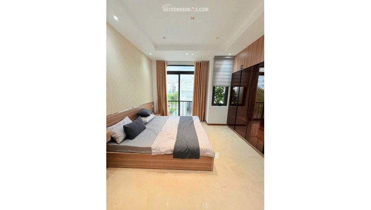 (HIẾM) Bán nhà NGUYỄN THỊ THẬP, 75M2, ô tô đậu cửa, giá 4,9 tỷ
