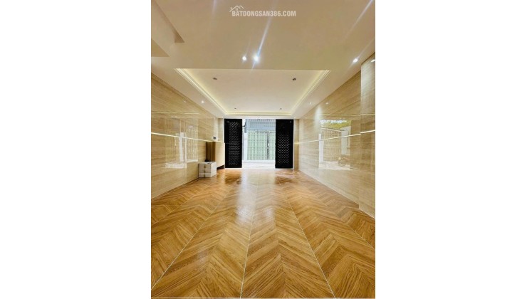 (HIẾM) Bán nhà NGUYỄN THỊ THẬP, 75M2, ô tô đậu cửa, giá 4,9 tỷ