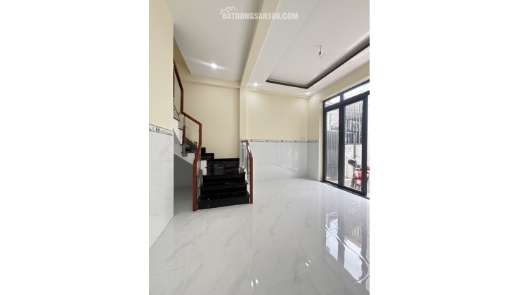 Bán nhà 2 tầng, 64m2, đường Số 13, Linh Chiểu, Thủ Đức, TP HCM. Sổ hồng riêng, giá 4,83  tỷ.