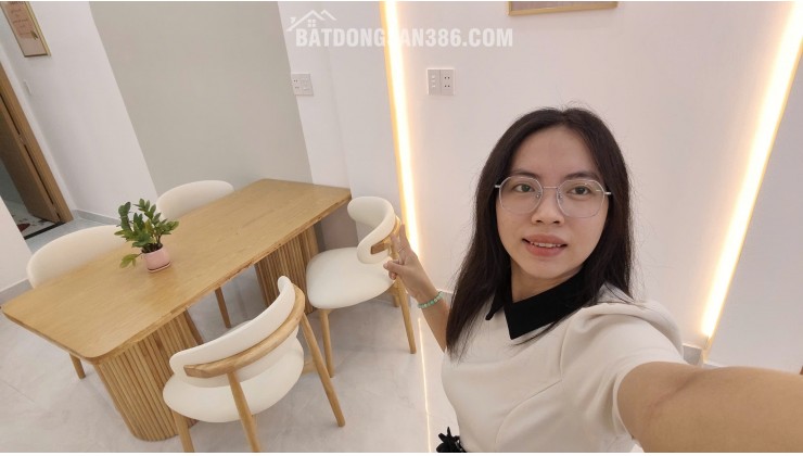 Nhà full nội thất ngay ngã tư bốn xã, 52m2 xe hơi đổ cửa chỉ 5Đ hơn
