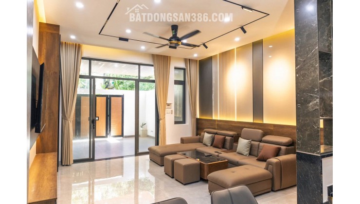 Nhà 3 tầng 3 mê khu đô thị sinh thái Hoà Xuân đường Trần Kim Xuyến