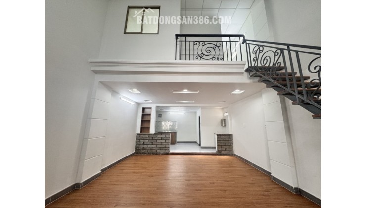 Bán nhà 65m2,  đường Số 4, Trường Thọ, Thủ Đức, TP HCM, 2 tầng, sổ hồng riêng. Giá 4,58 tỷ.