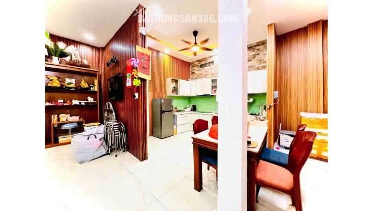 GIÁ 5,89 TỶ CÒN THƯƠNG LƯỢNG – NHÀ ĐẸP AN HỘI ĐÔNG - GÒ VẤP, 69M² 5 x13 NỞ HẬU 6m., 3PN – SỔ HỒNG HOÀN CÔNG!