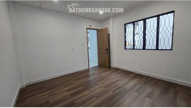116,7M² – NGANG 5,2M NỞ HẬU – 3 TẦNG, 5PN – HẺM 6M Ô TÔ VÀO NHÀ – CHÍNH CHỦ Ở LÂU ĐỜI – GẦN LOTTE NGUYỄN VĂN LƯỢNG – GIÁ 9,5 TỶ TL!