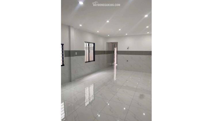 116,7M² – NGANG 5,2M NỞ HẬU – 3 TẦNG, 5PN – HẺM 6M Ô TÔ VÀO NHÀ – CHÍNH CHỦ Ở LÂU ĐỜI – GẦN LOTTE NGUYỄN VĂN LƯỢNG – GIÁ 9,5 TỶ TL!