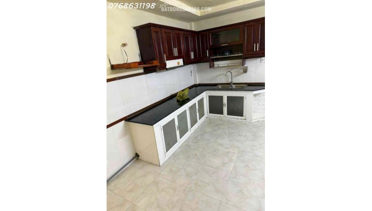 Bán nhà 2 tầng, 48m2 hẻm Bình Long, Phú Thọ Hòa, Tân Phú, sổ hồng riêng, giá 4.3 tỷ. LH: 0366375002