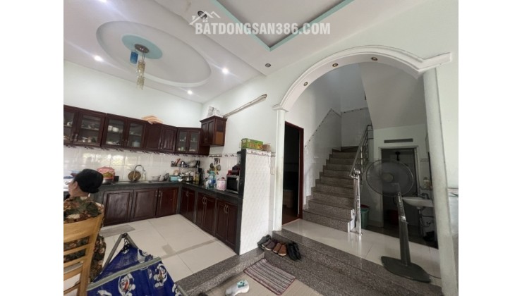 Bán nhà 79m2, 2 tầng,  đường Số 4, Linh Chiểu, Thủ Đức. TP HCM. Giá 5,39  tỷ, Sổ hồng riêng.
