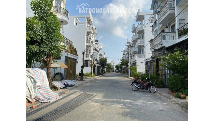 BÁN ĐẤT ĐỨC HOÀ TỈNH TÂY NINH - DT 93,6 M2 - SHR - 2TỶ050TR. LH:0903974577
