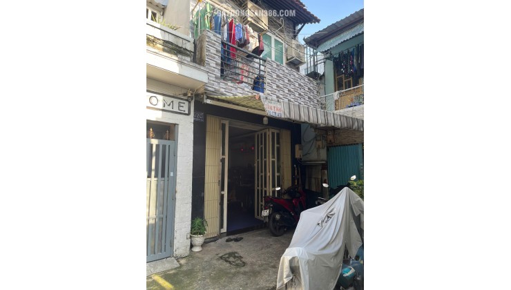 BÁN NHÀ HẺM 4M (BÊN HÔNG ĐẦM SEN) 38M2 (1 TRỆT 1 LẦU) 4.3TỶ. LH:0913900555.