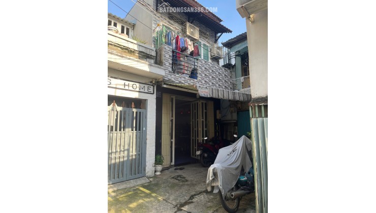 BÁN NHÀ HẺM 4M (BÊN HÔNG ĐẦM SEN) 38M2 (1 TRỆT 1 LẦU) 4.3TỶ. LH:0913900555.