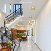 Bán nhà Quận 7 - Nguyễn Thị Thập 125m2 2 Tầng 4PN, Ngang 5.1m - 100m ra Mặt tiền, 9.X tỷ
