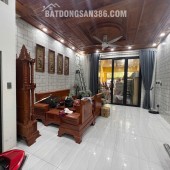 Mặt tiền Kinh doanh - Bùi Văn Ba 82m2 5tầng 3PN rộng, Nội thất xịn - Ngang 4.8m - chỉ 10tỷ