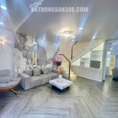 Bán nhà gần Nguyễn Thị Thập, hẻm XH, ngang 6m, 72m2, 3 tầng, giá 4,5 tỷ