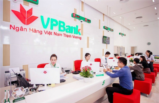 Giá cổ phiếu tăng mạnh, Phó Tổng Giám đốc VPBank đăng kí bán 180.000 cổ phiếu