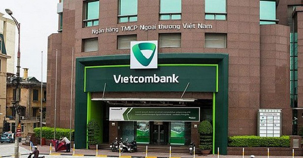 Vietcombank cảnh báo nhiều Fanpage giả mạo ngân hàng sau lùm xùm các vụ việc sao kê