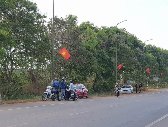 Nghe tin tăng giá đất 2022, dân buôn tranh thủ gom hàng tại Bà Rịa  Vũng Tàu