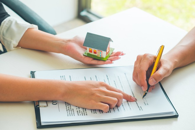 Doanh nghiệp phải đăng ký và đăng ký lại hợp đồng mua bán căn hộ chung cư từ 1/3