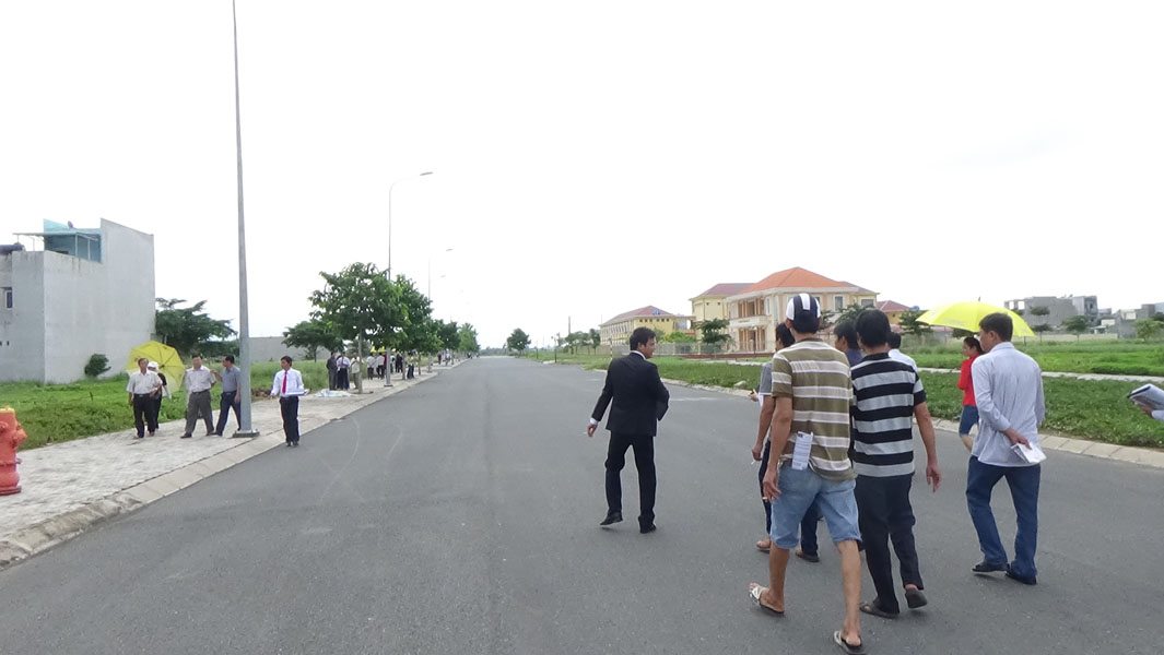 Nhà đầu tư đứng ngi không yên khi bỏ tiền vào đất ven đô