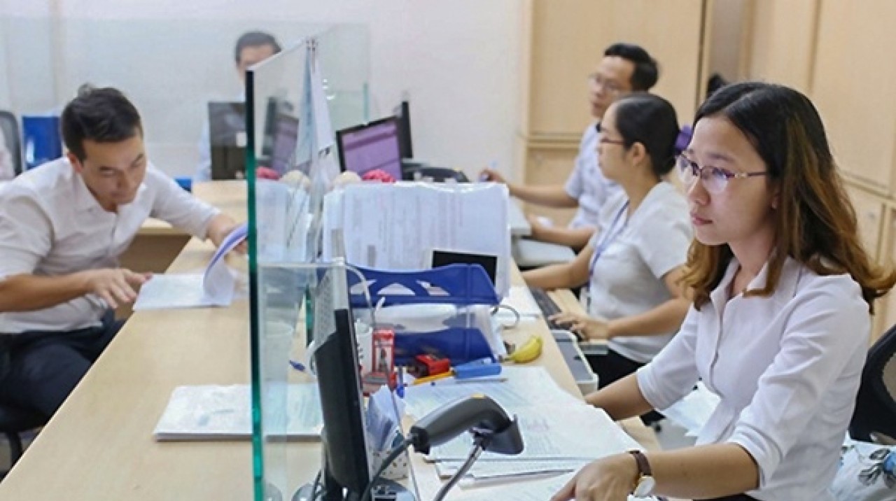 3 trường hợp cán bộ, công chức, viên chức được tăng lương thêm 0,8 lần