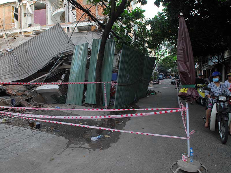 Gây sập nhà hàng xóm: Bi thường ra sao