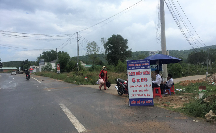 Thâm nhập tâm bão sốt đất Phú Quốc: Bom đất có nổ