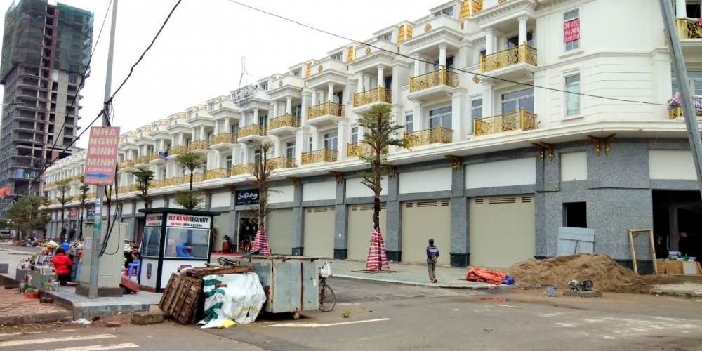 Giá bán shophouse, nhà phố thương mại tăng phi mã, cứ đổ tiền là ‘bội thu’