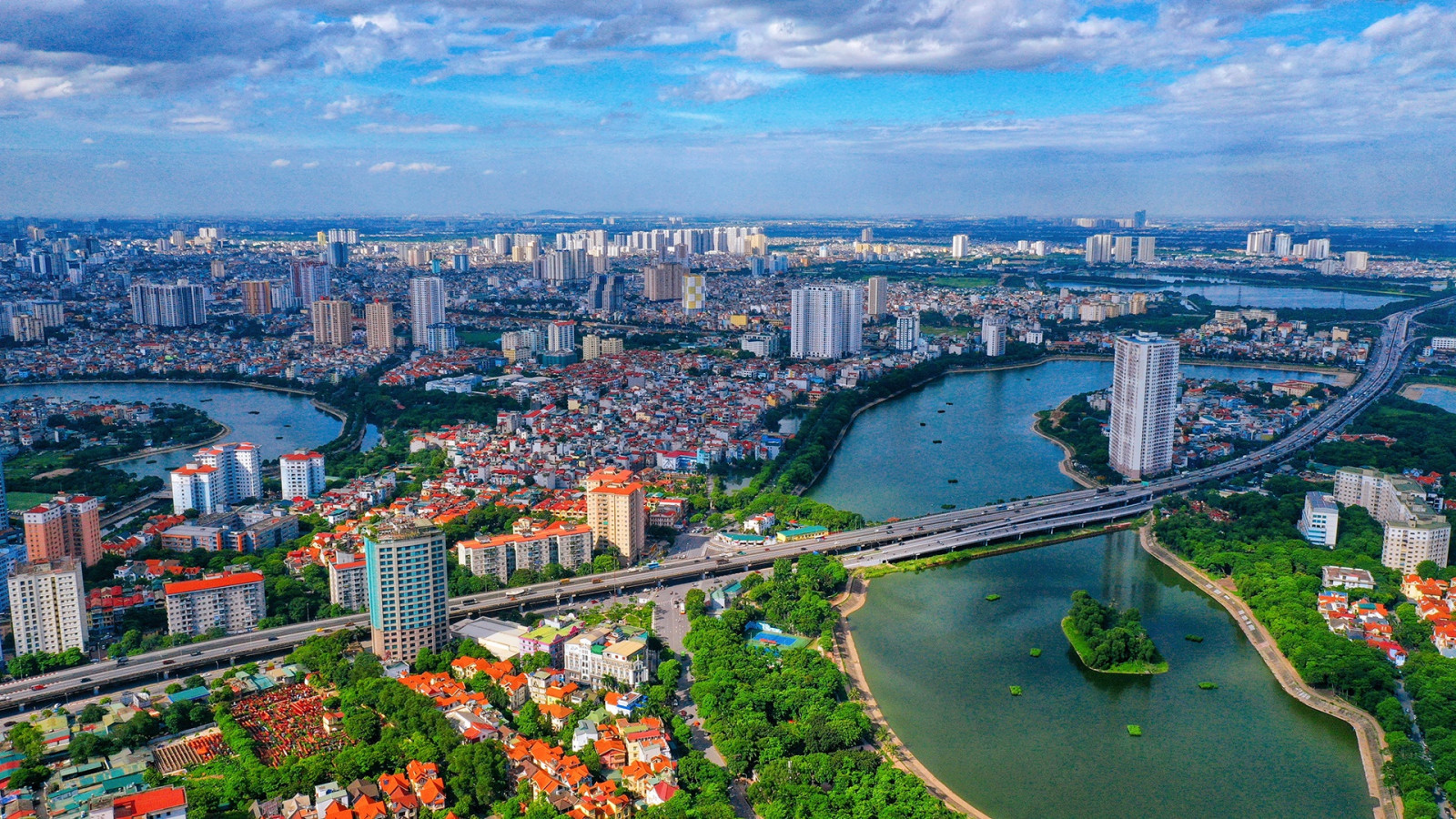 30-1628321768-hanoi-zing2.jpg