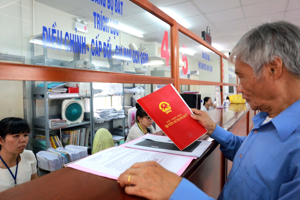 5b5378645dcap_so_do_cho_nguoi_dan_tai_ubnd_quan_9_anh_ngoc_duong_13_hbep.jpg