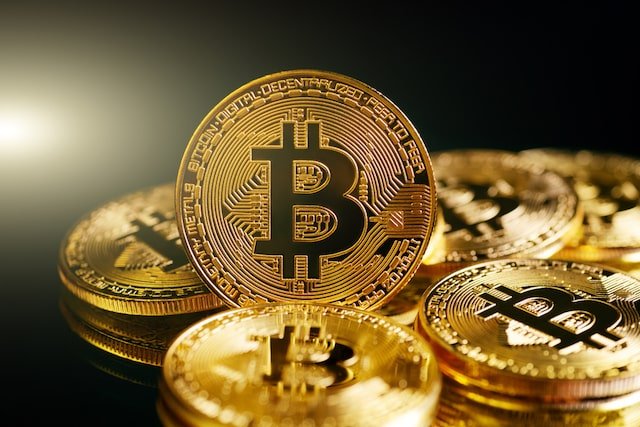bitcoin_shutterstock_1007872087.jpg