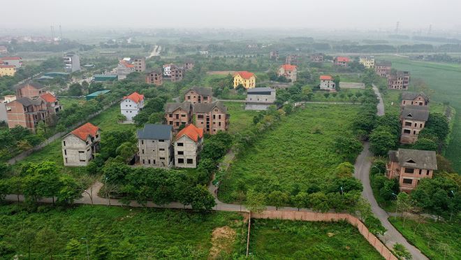 dat-dai-va-quoc-nan-tham-nhung.jpg