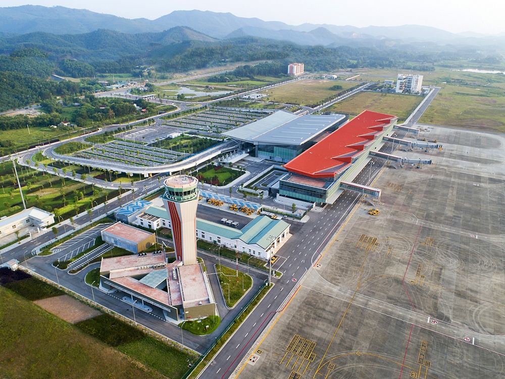 san-bay-van-don-la-mot-trong-so-it-nhung-du-an-ha-tang-hang-khong-dau-tu-xa-hoi-hoa-thoi-gian-qua-1589285488-width1000height750-1589418630214-15894186304942055218847.jpg